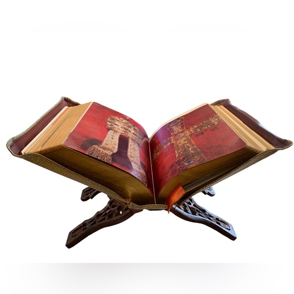 FINAL PRICE! “Rare” Vintage Carved Solid Wood Bible/Book Holder, - Picture 3 of 11